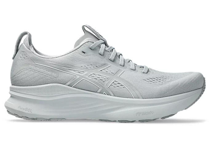 アシックスGEL-KAYANO 32-2E 212_456364_1747079158168.webp