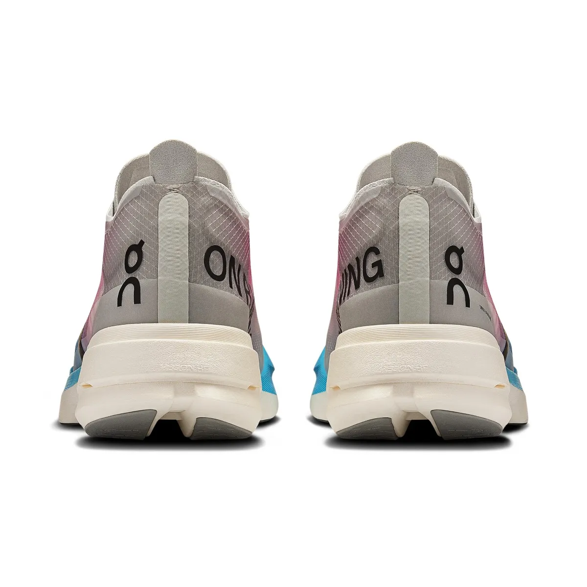 On Women's Cloudboom Strike White/Horizon