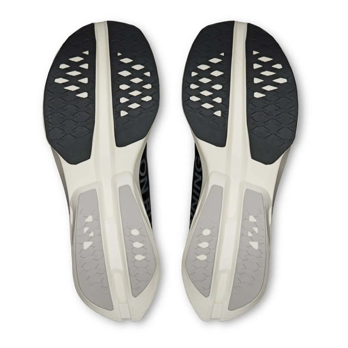 On Cloudboom Strike White | Black ¥38500 On Cloudboom Strike WMNS White / Black - Sep 2024